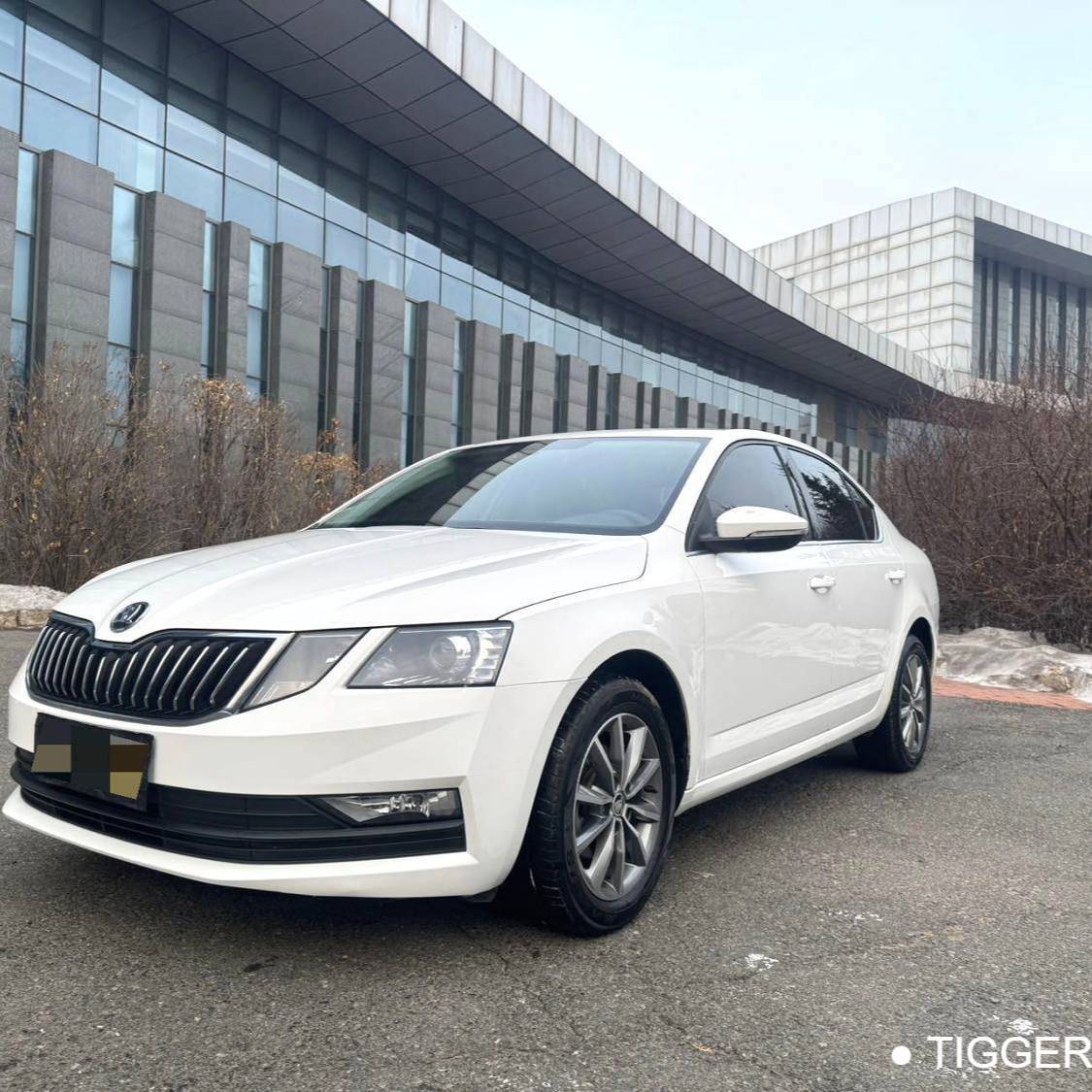 ŠKODA 2022 OCTAVIA 1.5 Comfort Edition Automatic Transmission