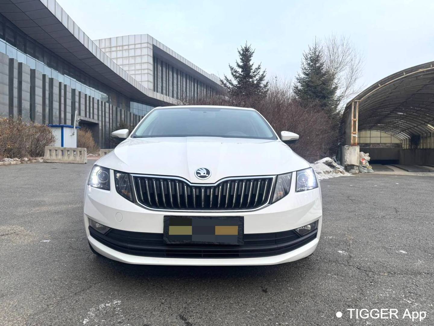 ŠKODA 2022 OCTAVIA 1.5 Comfort Edition Automatic Transmission