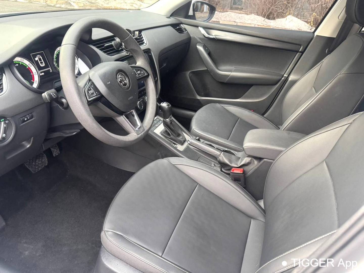 ŠKODA 2022 OCTAVIA 1.5 Comfort Edition Automatic Transmission